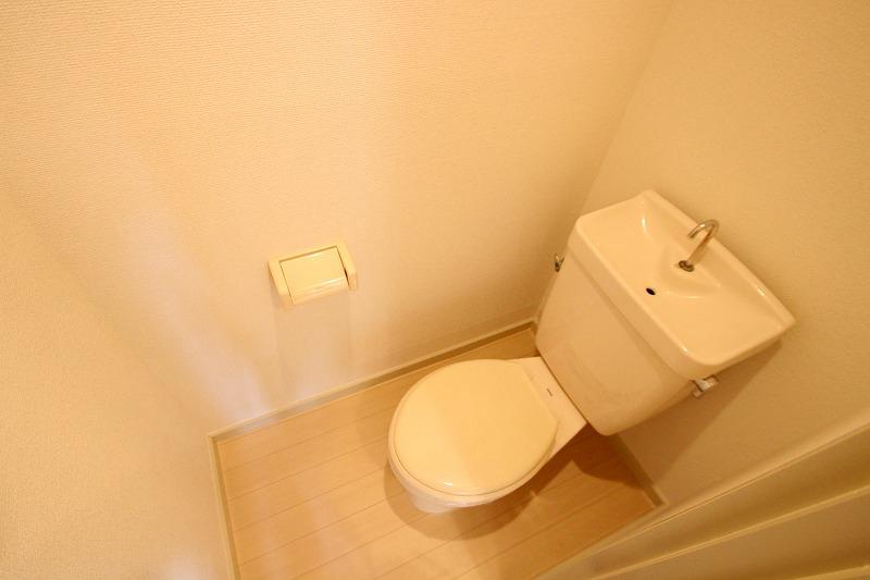 フラワーパレス2階 部屋その他