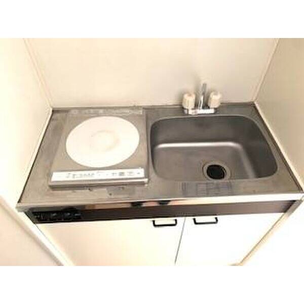 アルカンシェル薬園台0106号室 キッチン