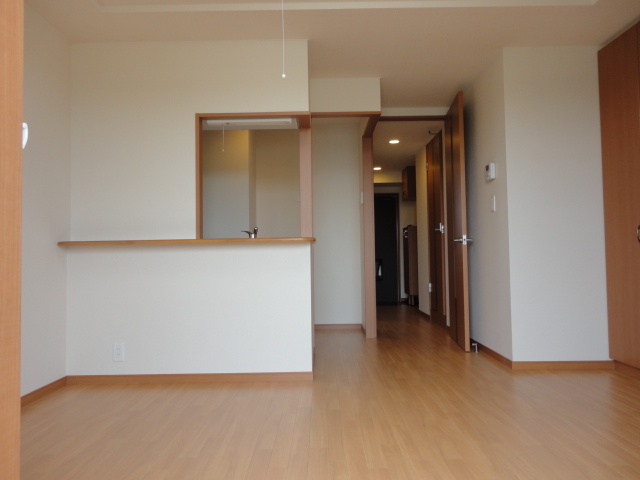 パイン・フィールド　 リビング