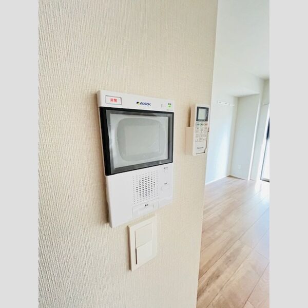 ファンディ平塚506号室 モニター付きインターホン