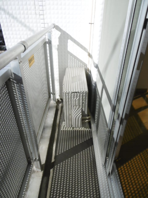 レオミノール明神町 バルコニー