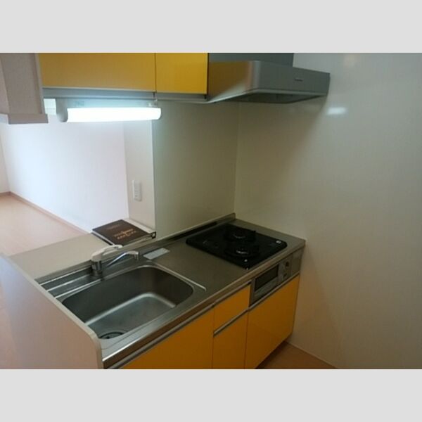 イオソレーユ　Ⅱ 2口ガスコンログリル付きキッチン