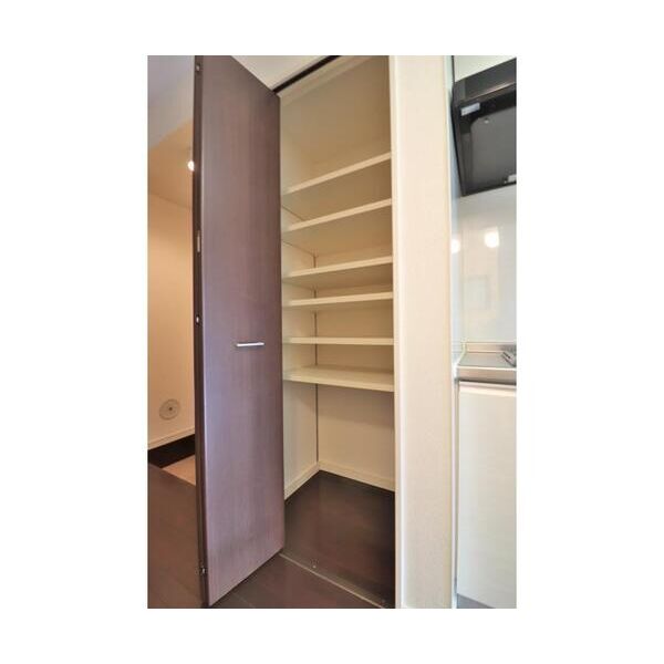 エクレール208号室 同建物別部屋の参考画像