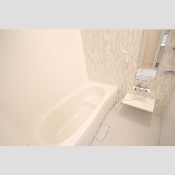 アナシエ鹿浜 バス