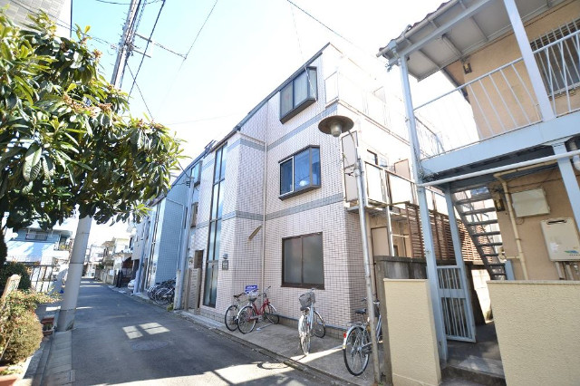 リバーコート301号室 外観