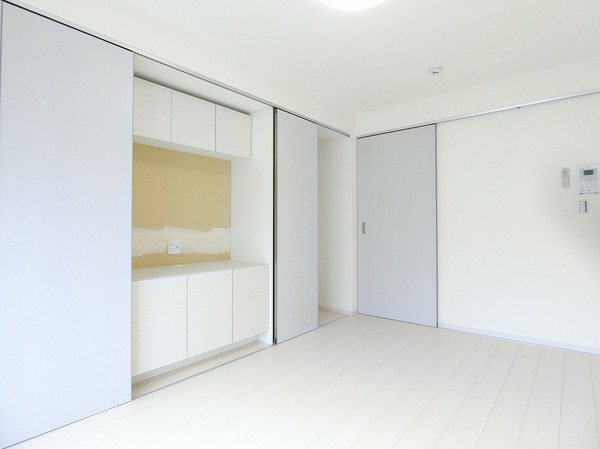 リブリ・ソレイユミタカ1階 同建物別部屋の参考画像