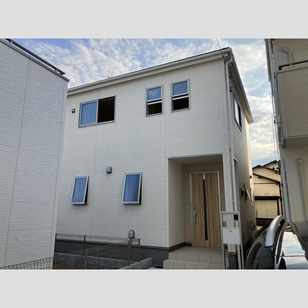 マイホームネクスト笹目南町　4号棟の外観画像