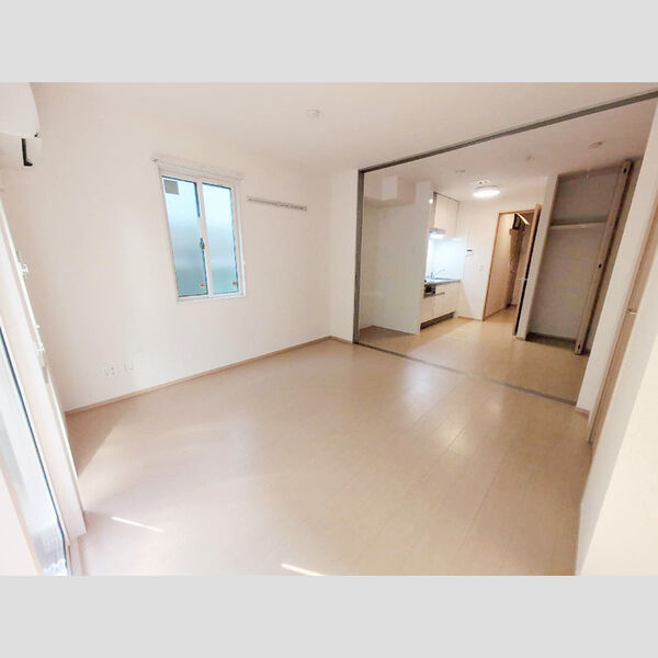 リヴェール等々力　B B101号室　洋室、DK