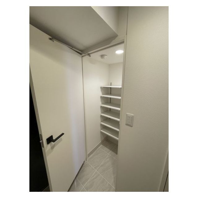 WORVE横浜伊勢佐木町9階 同建物別部屋の参考画像