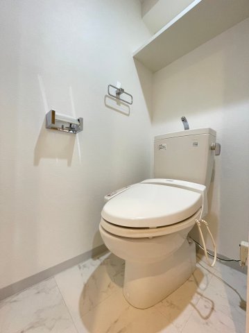 グラントゥルース浮間公園504号室 トイレ