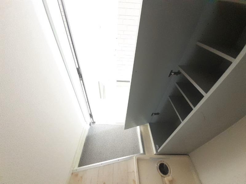 クレール本橋 玄関