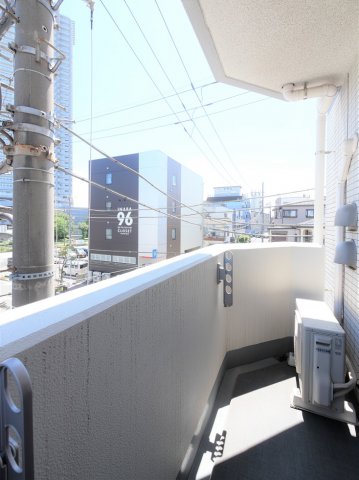 ARTESSIMO LINK BREZZA 内観