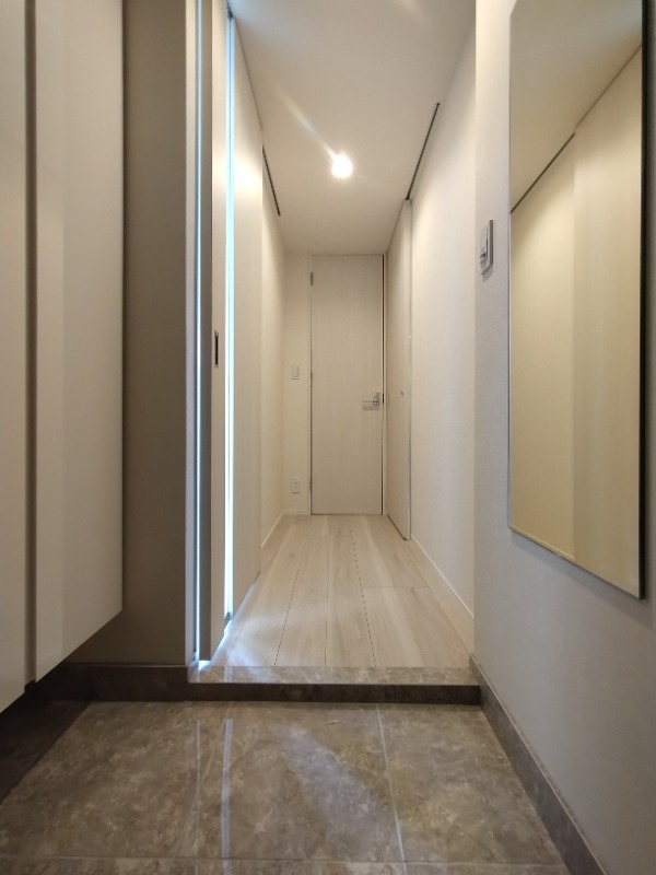 クレイシアIDZ王子アーバンヒルズ3階 玄関