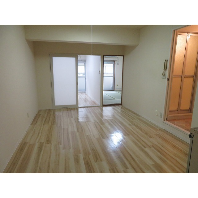 三桃マンション 同間取り別部屋の写真です