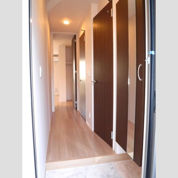 ヴィラ　リッツⅢ 玄関