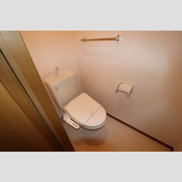 クレスト・エイト トイレ　温水洗浄暖房便座