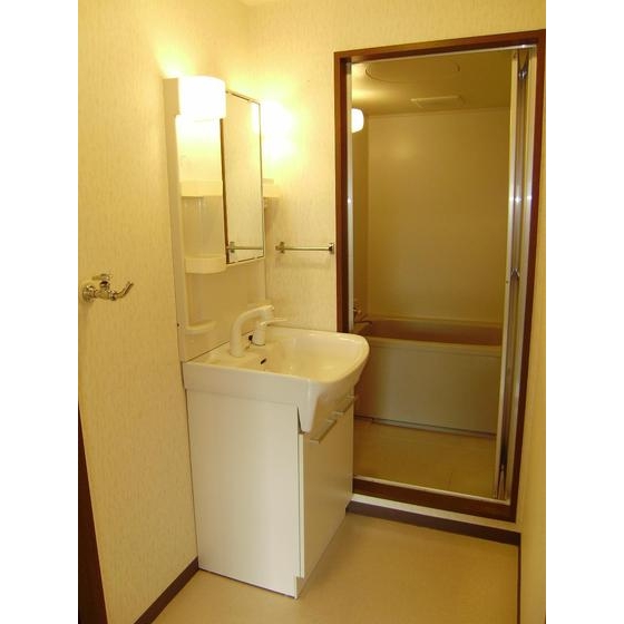 メゾングラシア101号室 内観