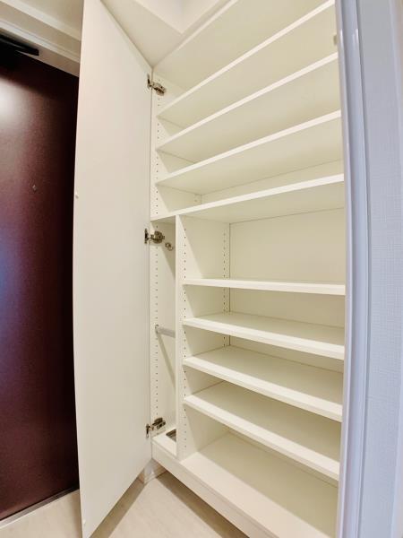 ＹＯＵ　Ｉ　ＣＯＵＲＴ2階 リビング