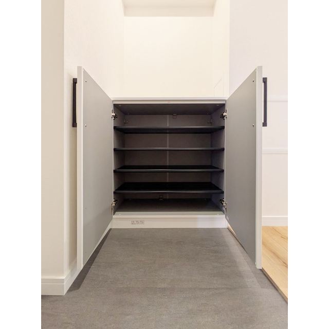 オーパスホームズ八丁堀0701号室 靴箱