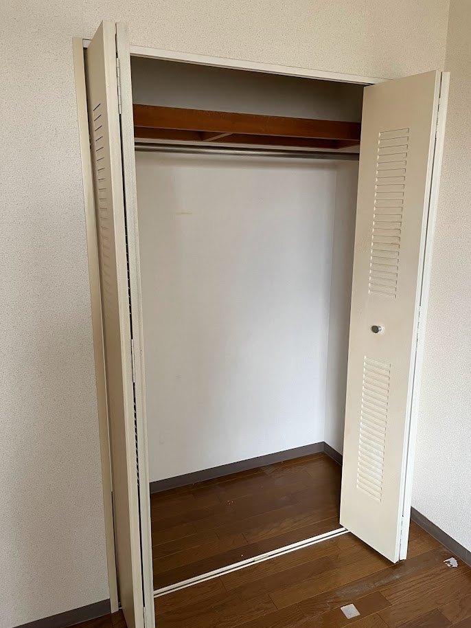 ライオンズマンション愛甲石田 収納