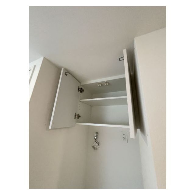 オープンブルーム川口並木 洗濯機置き場上