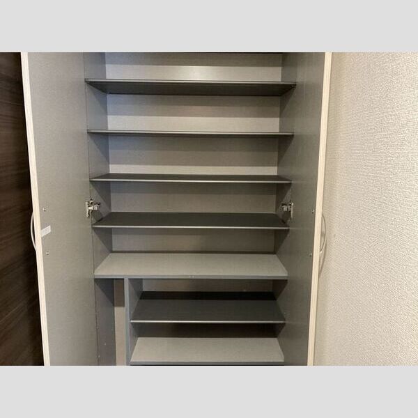 ベラカーサ303号室 玄関