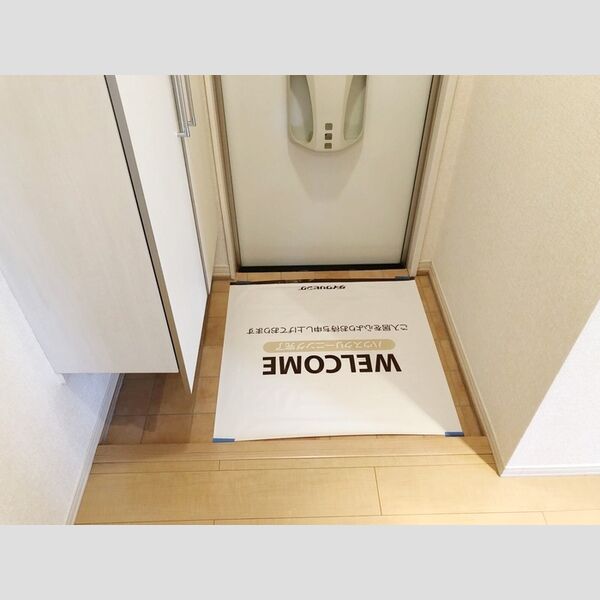 カンタービレ202号室 玄関