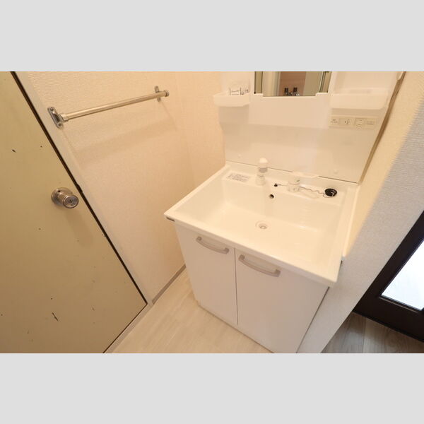 ファーストヴューラ　五番館 洗髪洗面化粧台