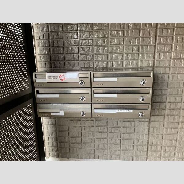 アルファタウン秦野新町　B301号室 ダイヤル錠付ポスト