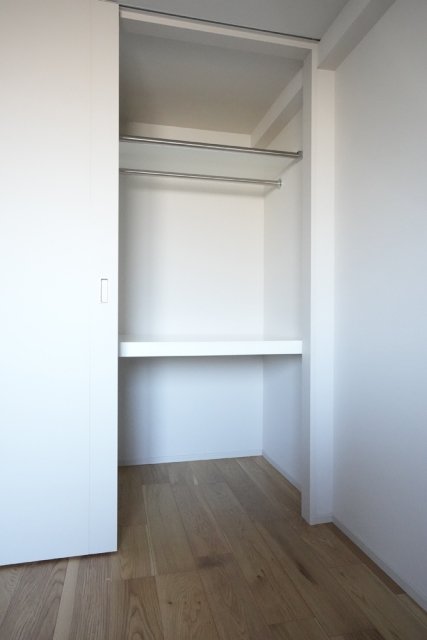 イニシア東京尾久 クローゼット（洋室1）