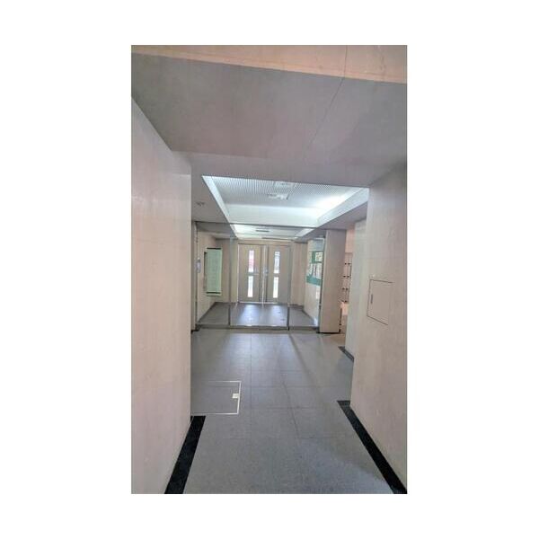 ロリエ笹塚1302号室 エントランス