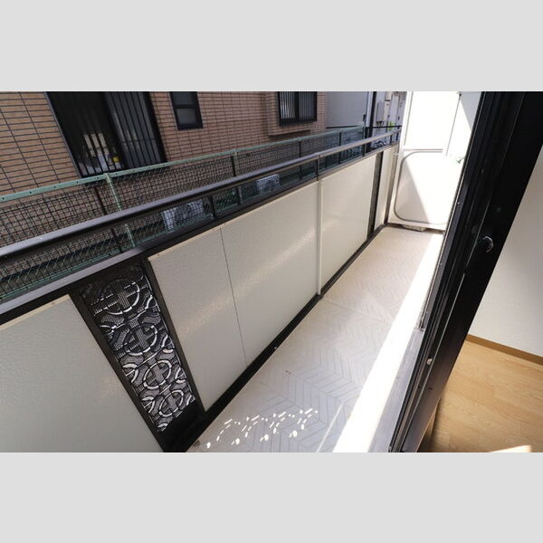 クローカス　Ⅱ バルコニー