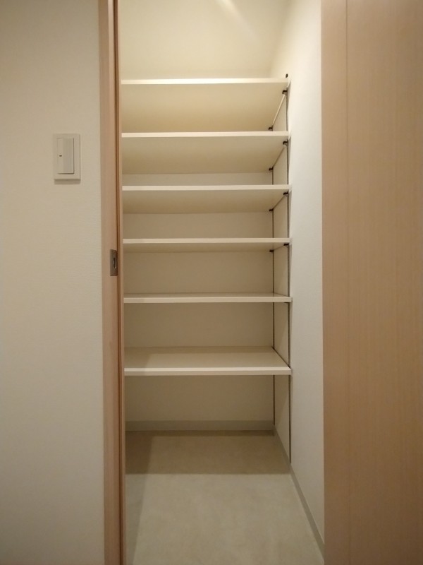 日神デュオステージ関内大通り公園 収納