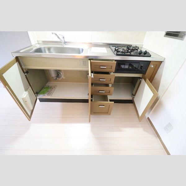 パレドリュンヌ キッチン　収納