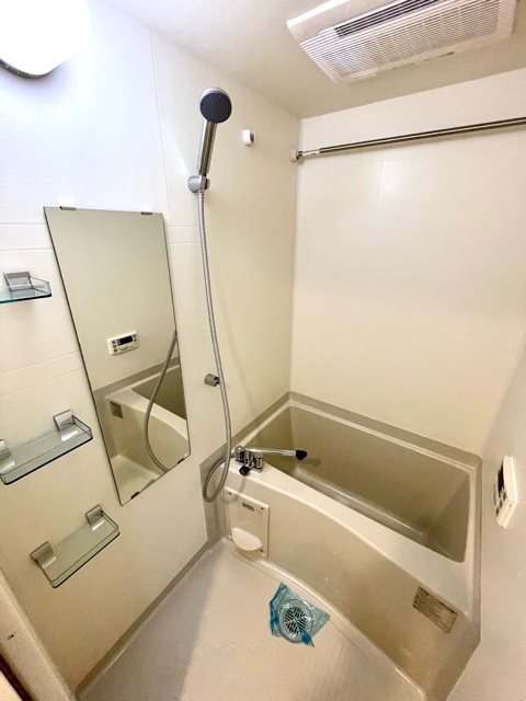 レジディア笹塚Ⅱ14階 お風呂