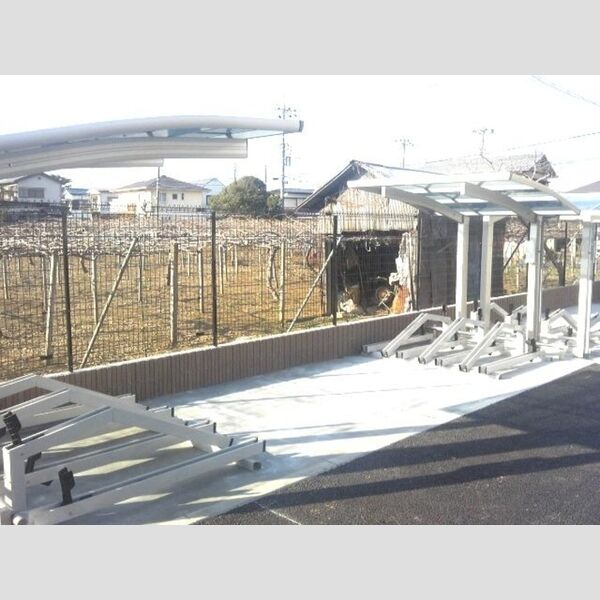 クラヴィーア船橋三山207号室 駐輪場