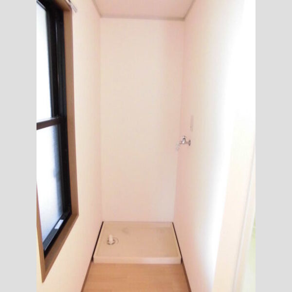 シャルム蘇我202号室 室内洗濯機置き場