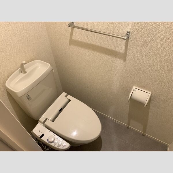 ヘリオス吉川美南　ガイア 温水洗浄暖房便座