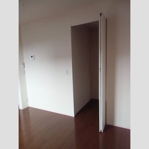 ヴィラ・グランメールⅡ ウォークインクローゼット