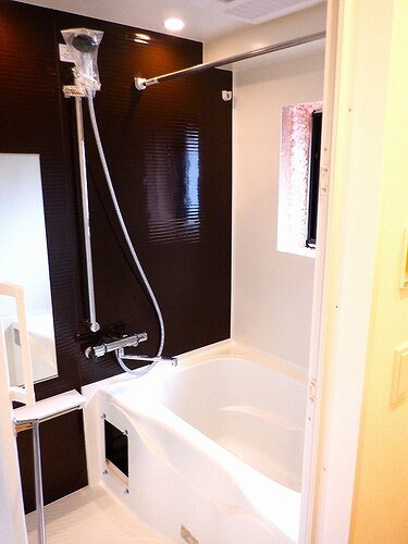 ＲＥＦＲＡＭＥ ５ Ｉｒｉｙａ7階 浴室　※2022.10内覧会時同タイプ別部屋撮影