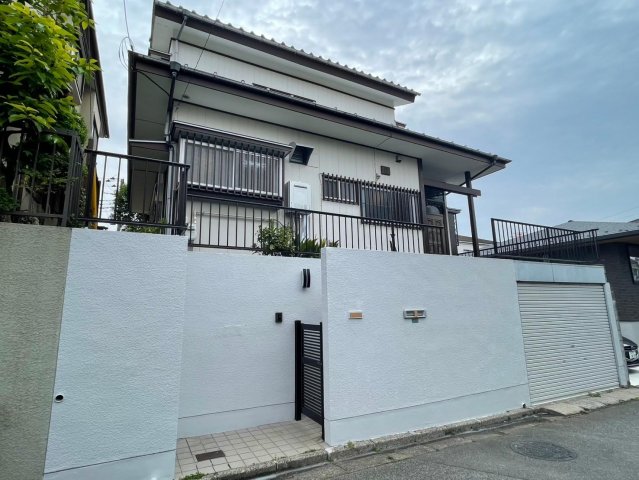 船橋市八木が谷デザイナーズリノベ戸建ての外観画像