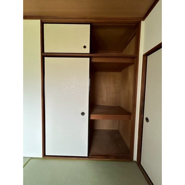 ハイツ柿澤 和室4帖