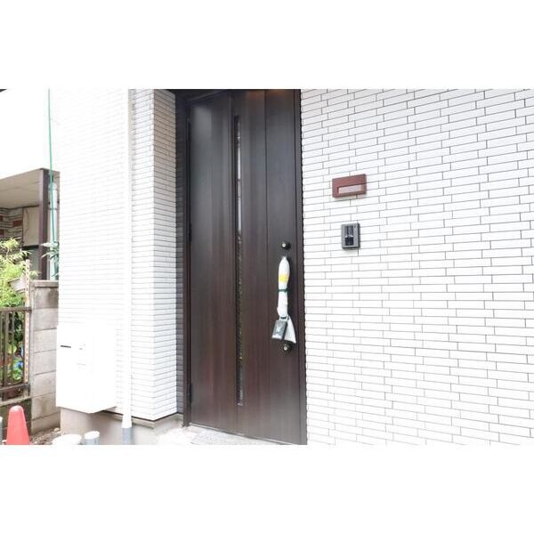 西新井栄町2丁目戸建 エントランス