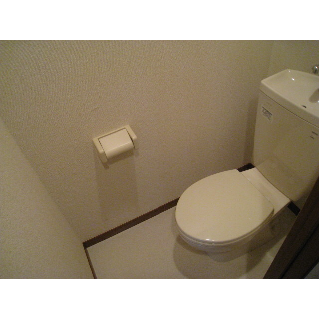 アムール エフ 弐番館 内観