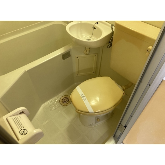 トレニア251号室 内観