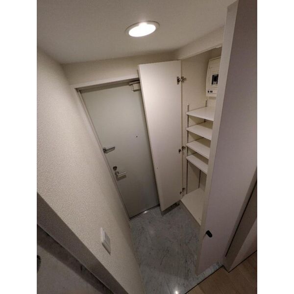 Branche　JIYUGAOKA 玄関