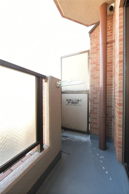 ライオンズマンション椎名町駅前通り バルコニー