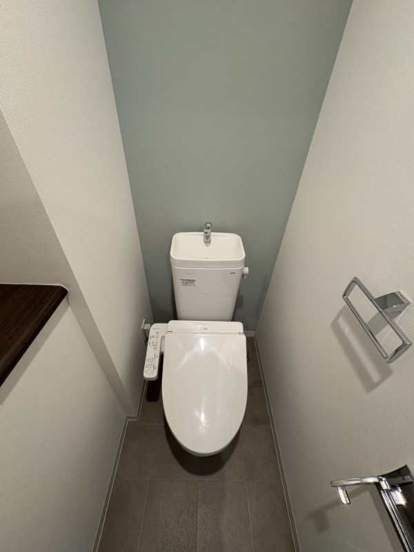 ＬＯＣ’Ｓ　ＭＵＳＡＳＨＩＮＡＫＡＨＡＲＡ3階 トイレ