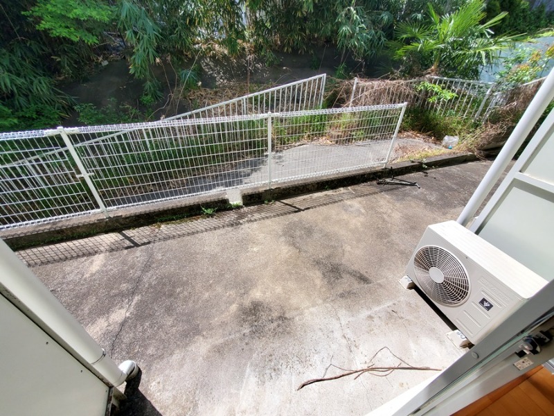 コーポラスカイトA1階 バルコニー