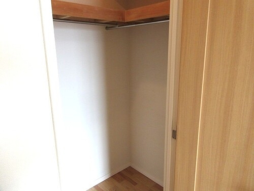 エム・ブランド相模大野13階 ウォークインクロゼット　内装前　※2023年09月の写真